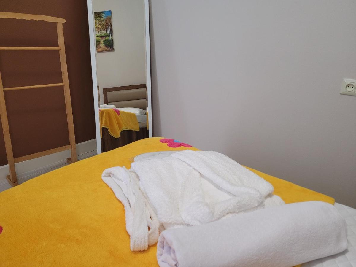 Hotel Dika Kutaisi Esterno foto