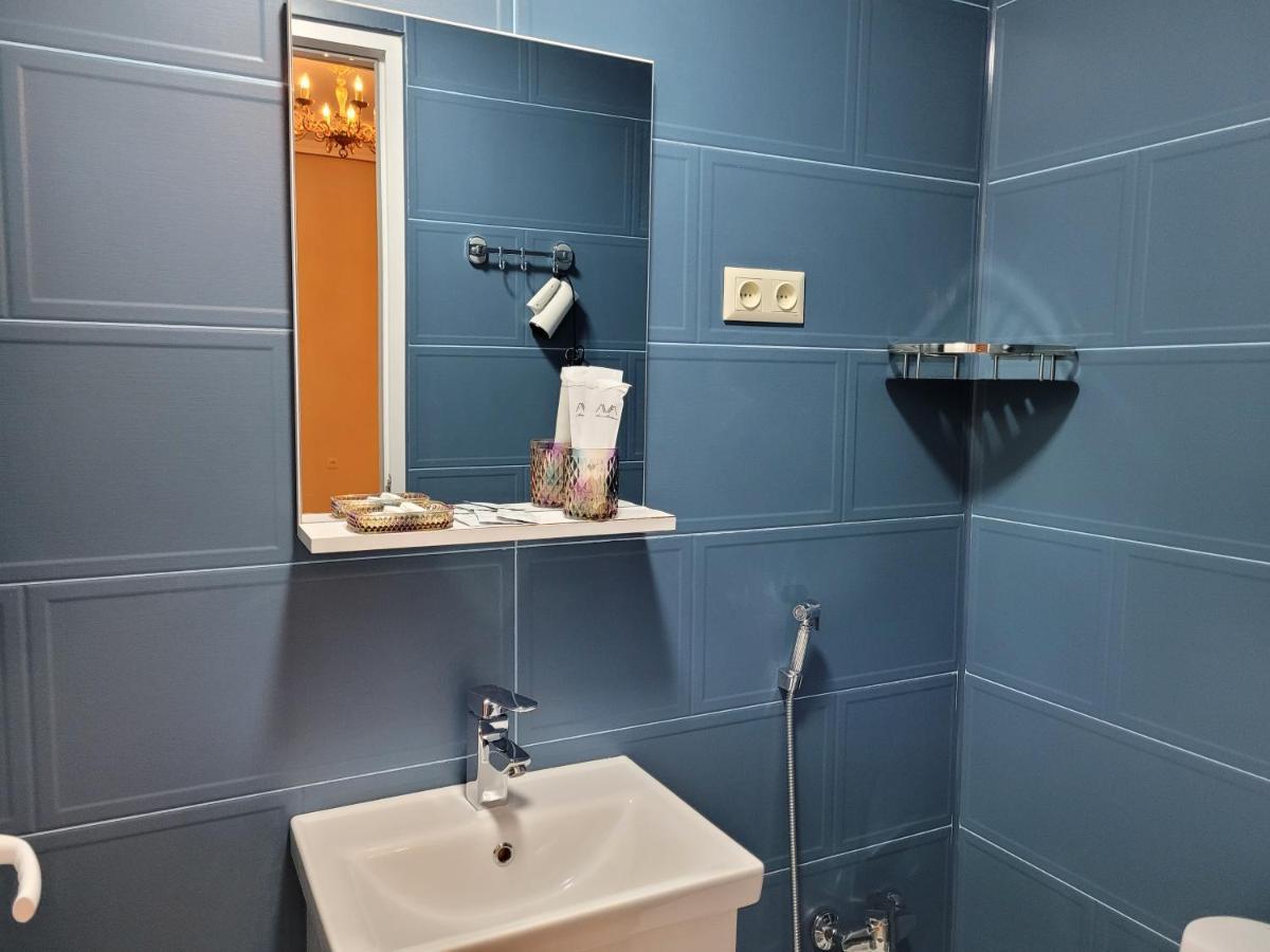 Hotel Dika Kutaisi Esterno foto