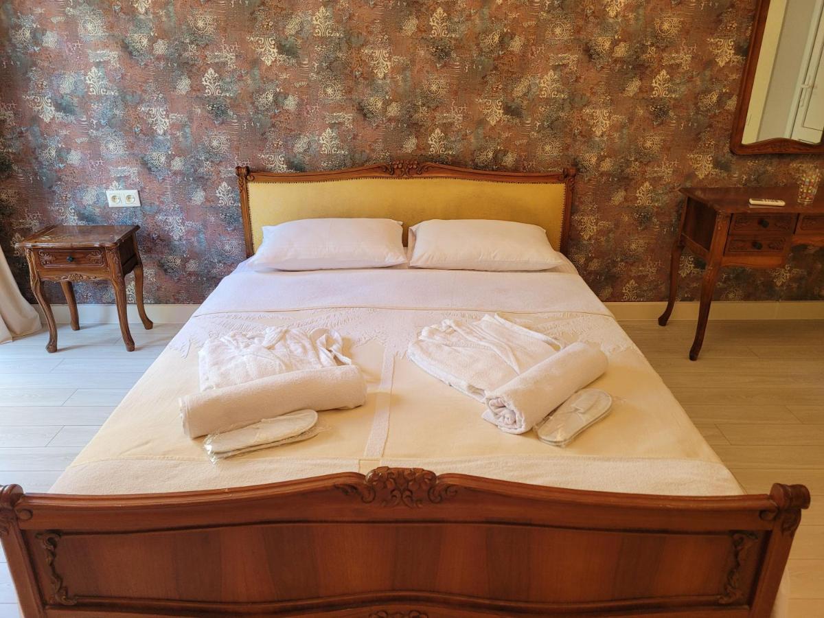 Hotel Dika Kutaisi Esterno foto