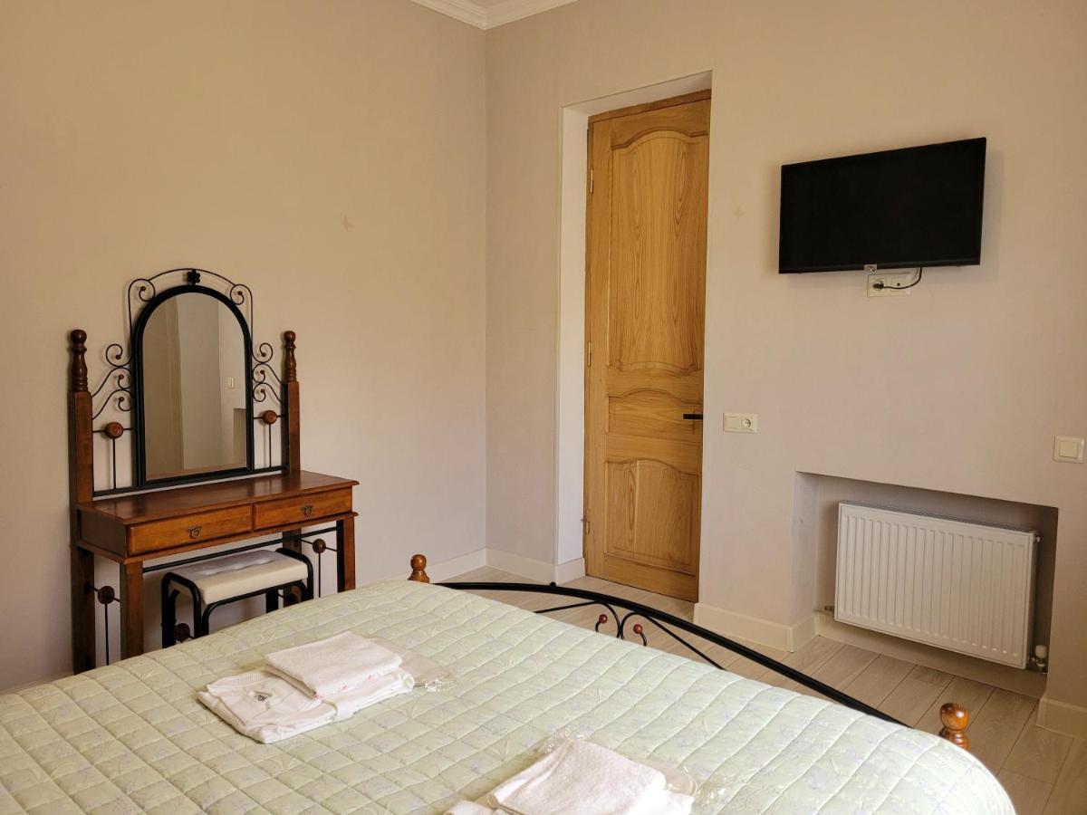 Hotel Dika Kutaisi Esterno foto